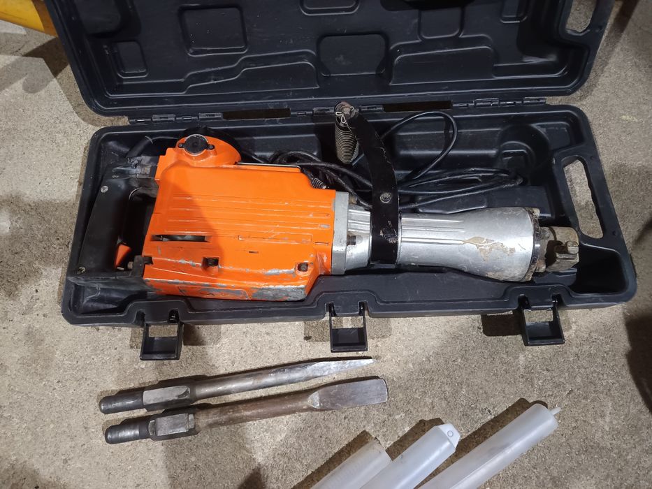 Martelo demolidor 2200w Induzido avariado