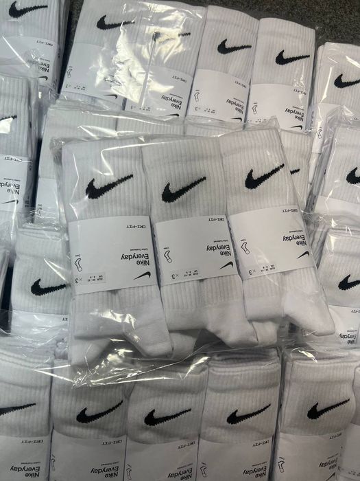 Skarpety Wysokie 3 pak Białe Czarne