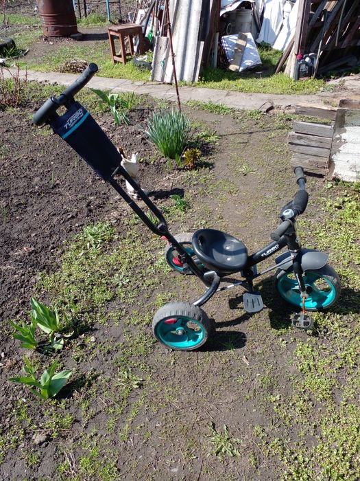 Дитячий прогулочний велосипед TURBO TRIKE.