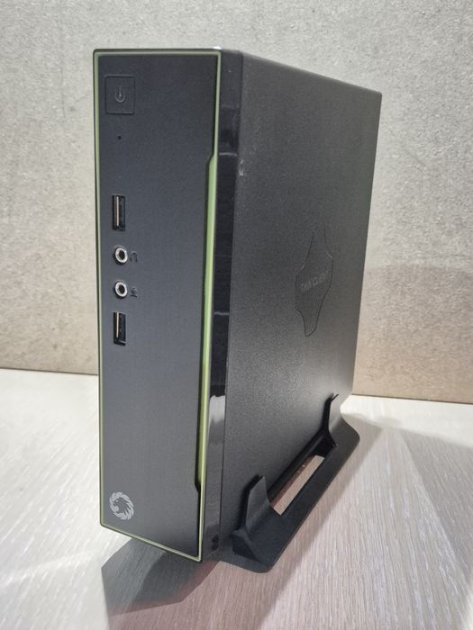 Корпус mini ITX Gamemax M100/M200 60w, slim client