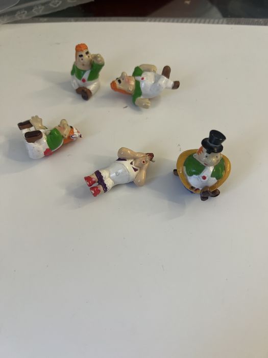 Весёлые бельчата, озорные коты киндер Ландрин