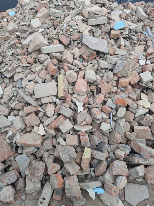 Продам бій цегли бой бетону на вимощення дороги