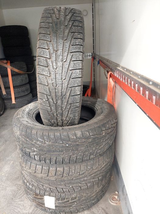 Резина Гума Nokian 235/65/18