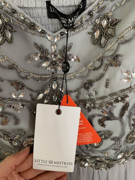 Очень красивое вечернее праздничное платье