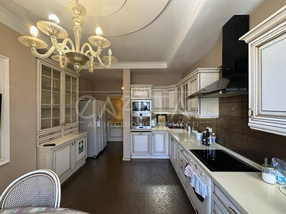 Продаж квартири / 138м2, 4-кім, 5/9пов / Щекавицька 30/39, ПОДІЛ