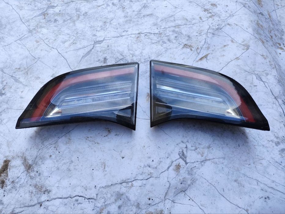 Фонарі задні Tesla model Y 3 оптика