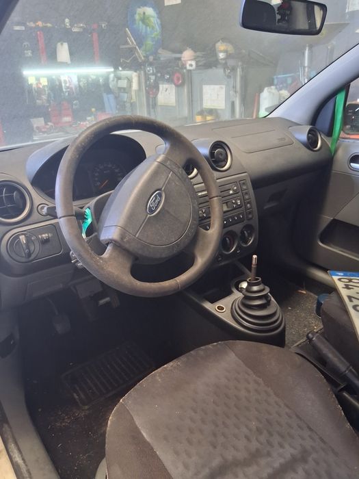 Ford Fiesta para peças