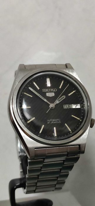 Relógio antigo Seiko 5 automático