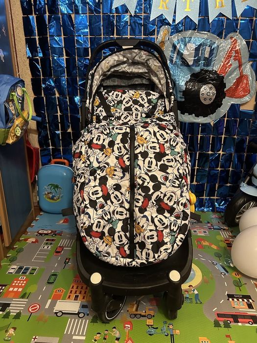 Продам прогулянкову каляску в хорошому стані.