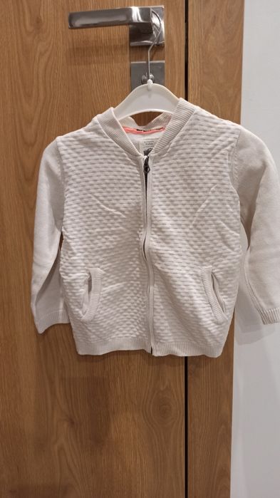 Sweterek rozpinany Zara