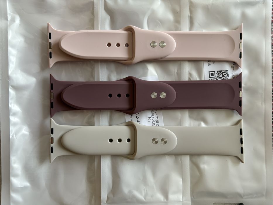 Ремінці до Apple Watch