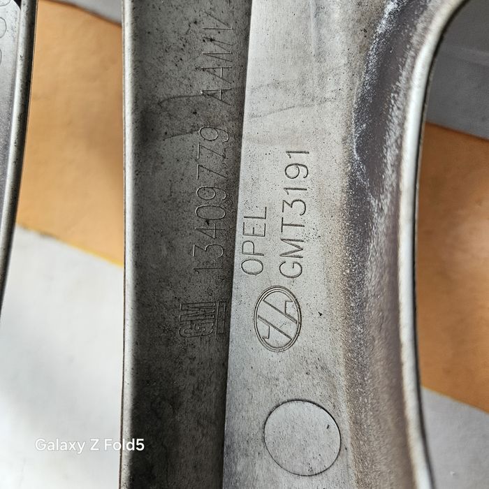 Kołpak strukturalny 16 Opel Astra K 5x105