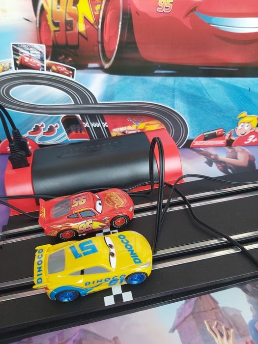 Pista Cars