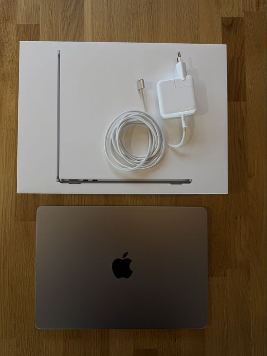 MacBook Air M2 13,6" 512GB SSD 8GB RAM Stan Idealny