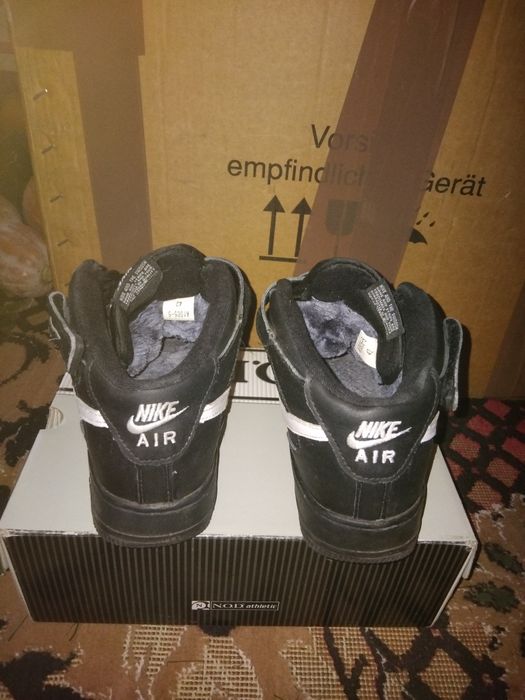 Подростковые зимние кросовки ,Nike