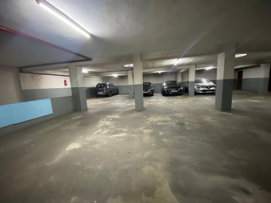 Lugar de Garagem + Arrumo | 23 m² | Águas Santas – Maia | Junto ao Comboio