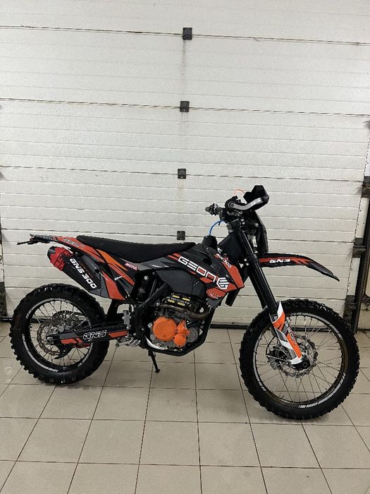 Продаю Geon GNS 300