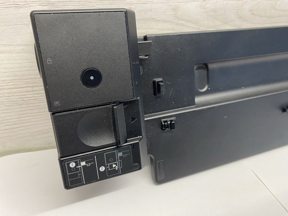 Док-станція Lenovo ThinkPad Pro Dock 40AH