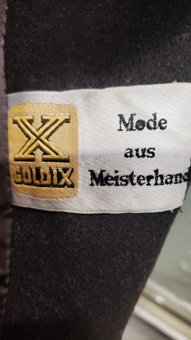 Пальто жіноче Goldix, розмір S - M