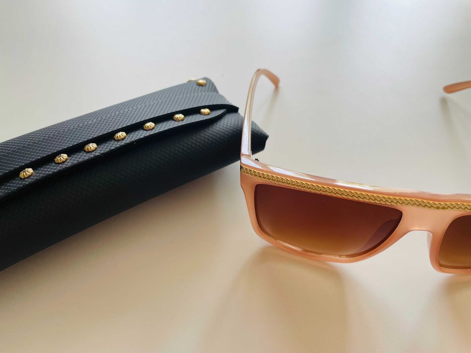 TK Maxx, Nali, okulary przeciwsłoneczne + dżetowane etui