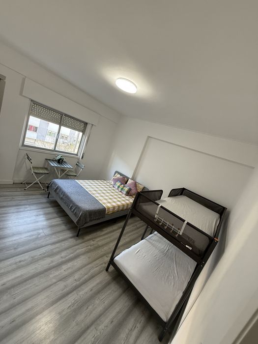 Arrenda-se quarto na Amadora São Brás 01/07