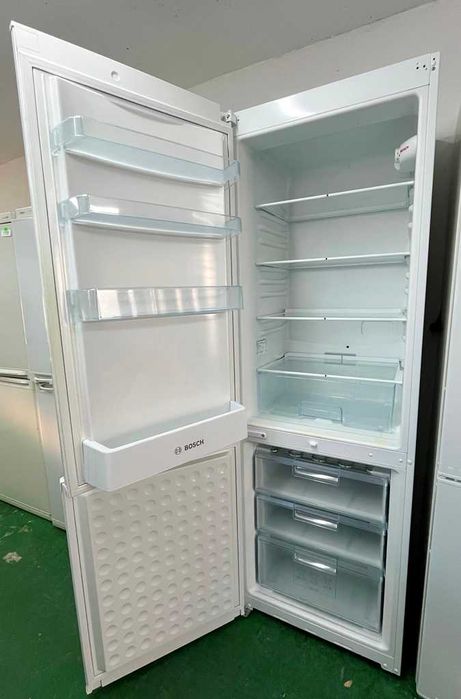 Lodówka Bosch KGV36V00, 343 litry, 185 cm, A+