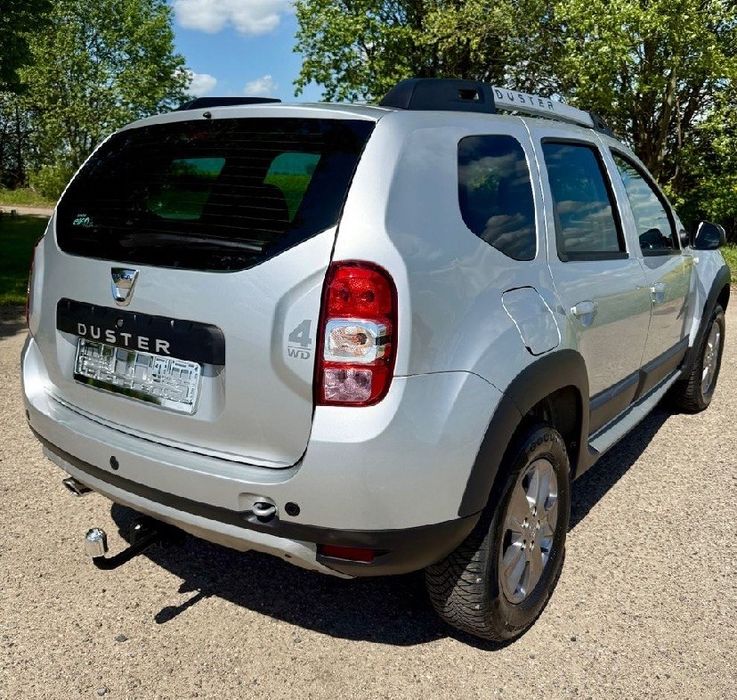 Dacia Duster 2015 дизель 4х4 ТОП