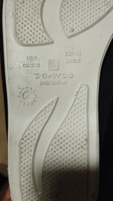 Sapatilhas ginástica e sapatos protetores água 43