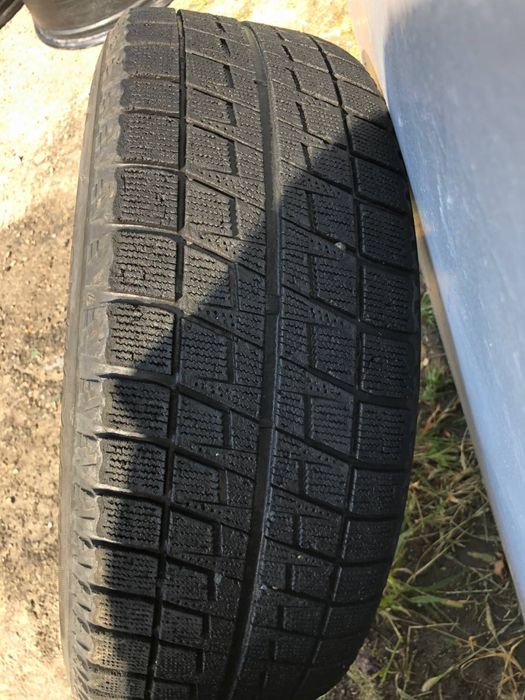 777 R16 5/114,3 диски с зимними шинами 205 55 16