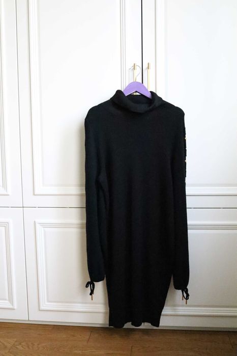 Сукня Karen Millen чорного кольору