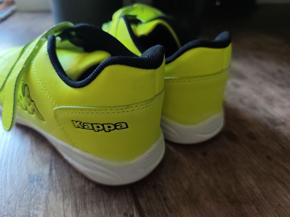Buty sportowe, halówki kappa 38