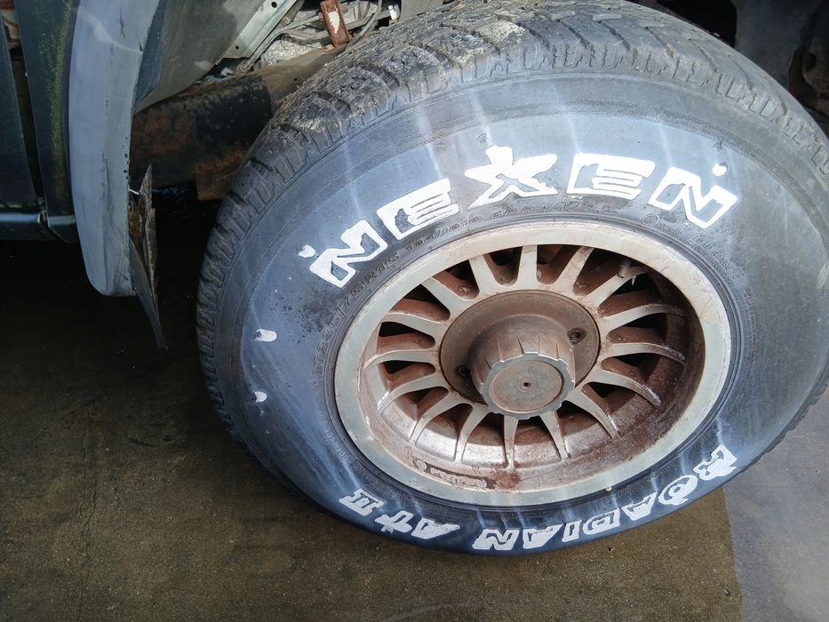 Conjunto de jantes NISSAN Terrano I (WD21)
