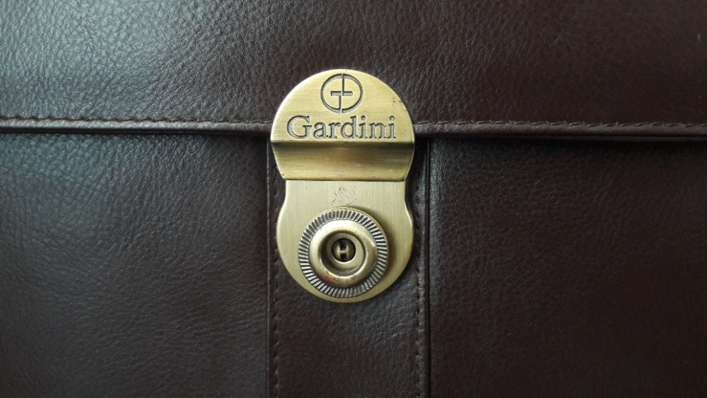 Портфель кожаный GARDINI