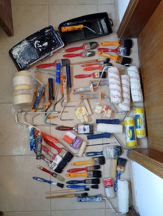 Rolos e Pincéis (Conjunto Material de Pintura)