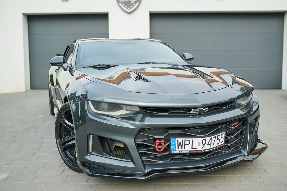 Chevrolet Camaro Chevrolet Camaro SS 6.2 V8 AWE Exhaust