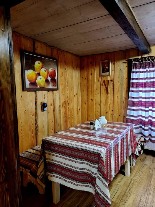 Продам будинок в Верховині .