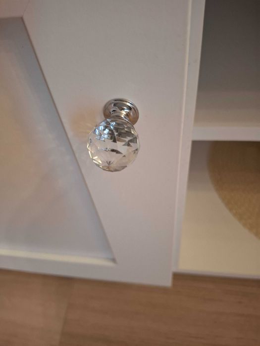 Szafka rtv biala Meble Bodzio Majorka