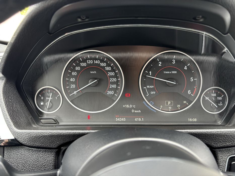 Bmw 320d Touring Pack M Auto apenas 56000 kms