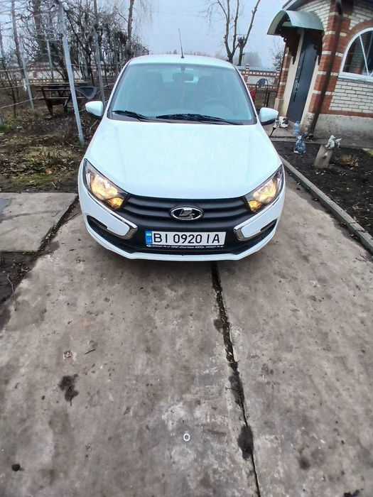 Авто Лада Гранта (нове)