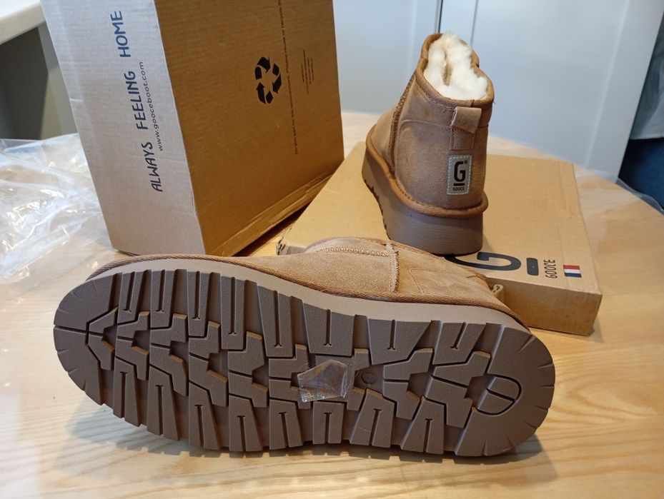 Французcькі жіночі нові шкіряні Угі, UGG, ботільони, фірми Gooce р.41.
