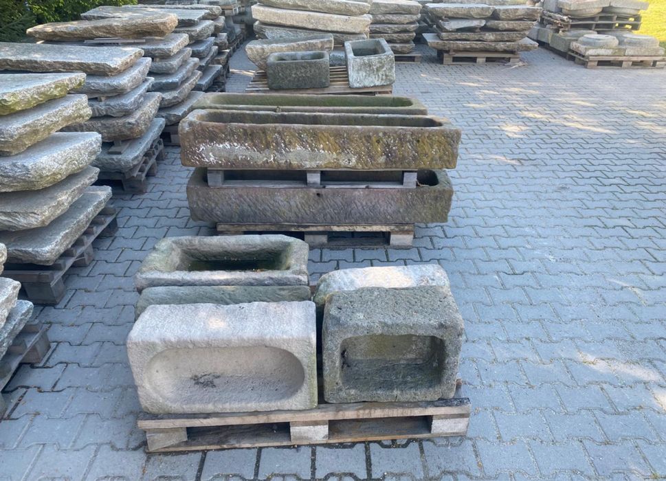 Zabytkowe Koryta Kamienne