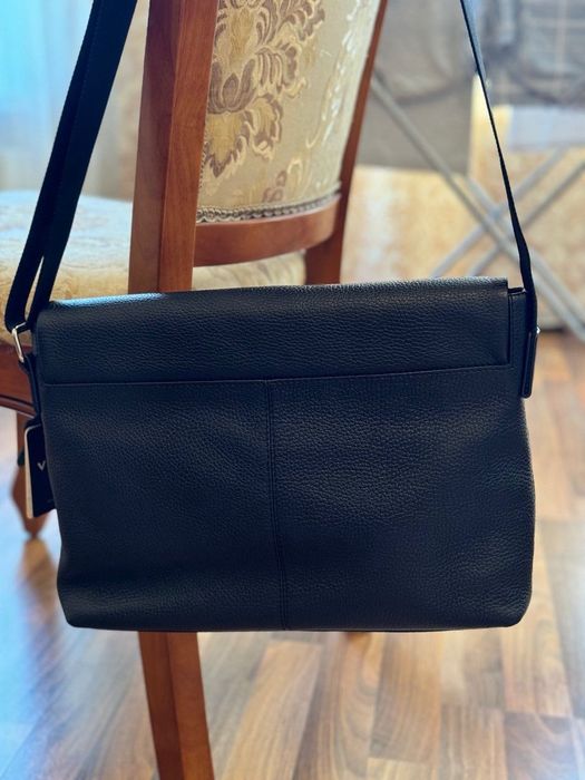 Продаю нову чоловічу сумку  VIF