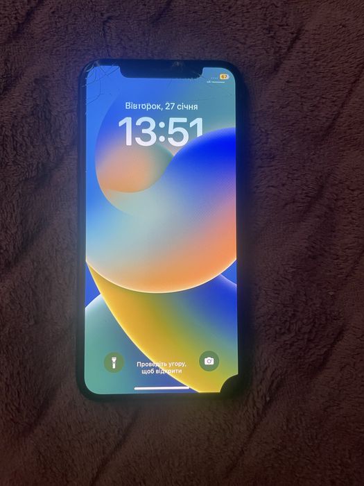 Продам iphone x з дефектом