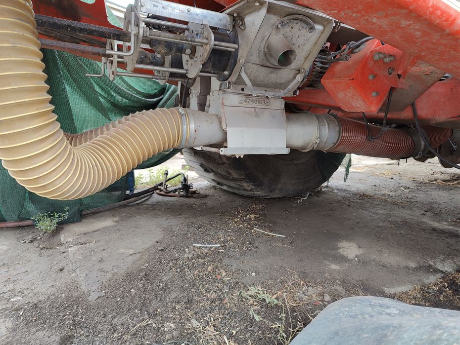 Сеялка пневматическая KUHN Moduliner ML2800