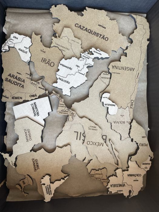 Mapa mundo 3D PT (laser)