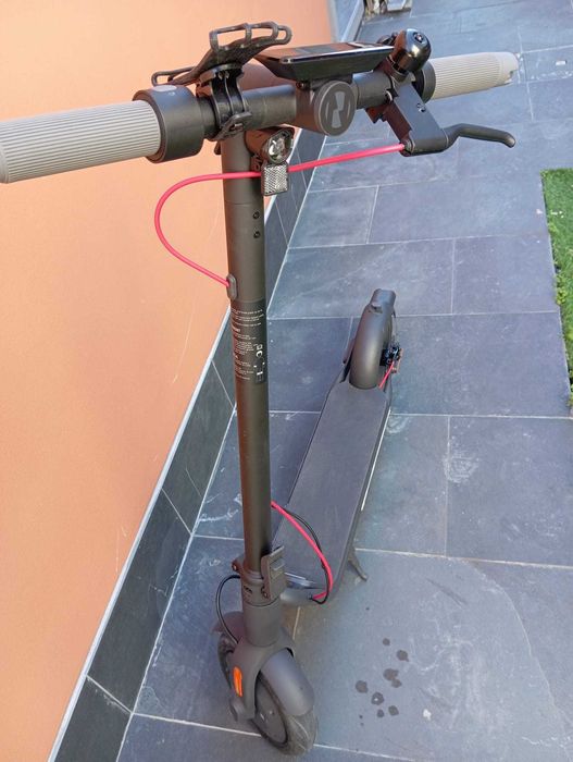 Trotinete Elétrica NAVEE V40i Pro 700W