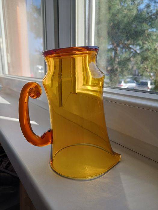 Dzbanek PRL kolor miodowy Warto !!