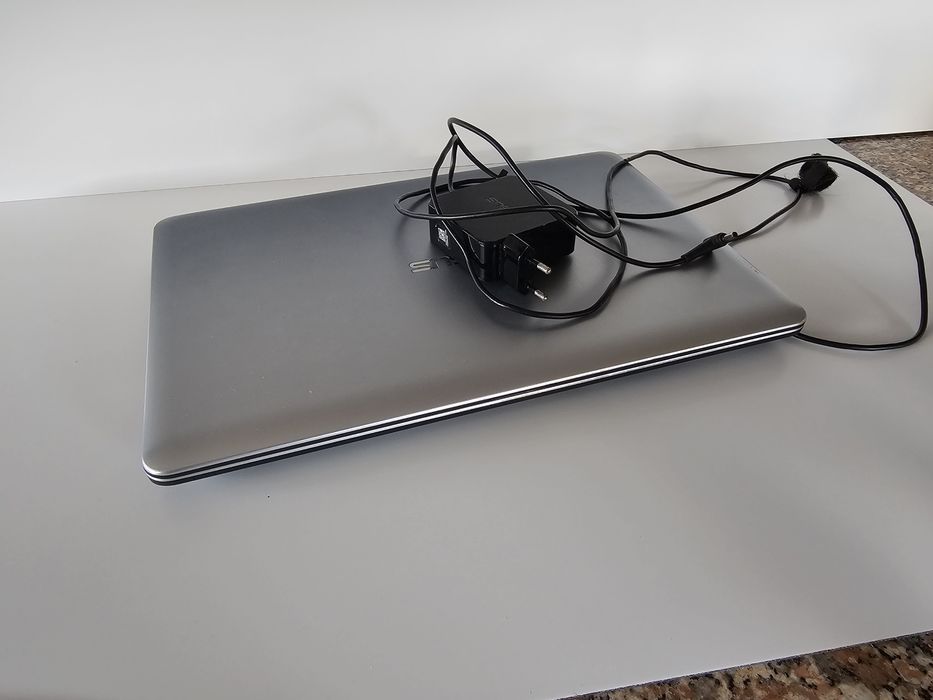 Portátil ASUS F541U para Peças / Reparação