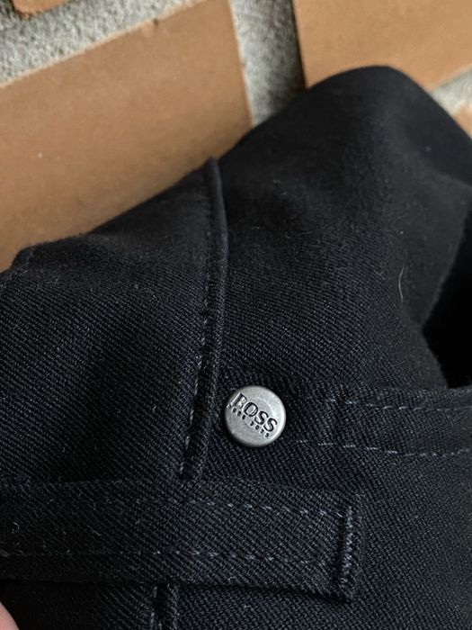 Штани Hugo Boss чорні L-XL класичні эластичні