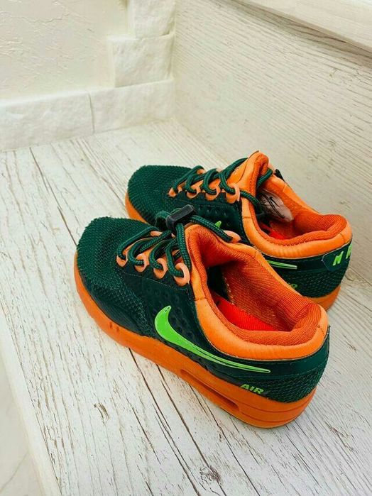 Nike кроссовки оригінал